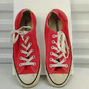 Converse Chuck Taylor All Star Shoes youth Size 5 Red Low Top Classic